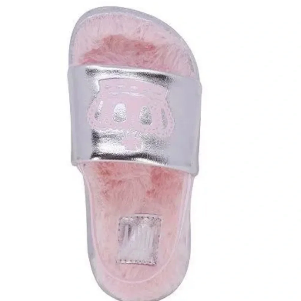 Juicy Couture Toddlers Sandals NIB - Picture 2 of 10